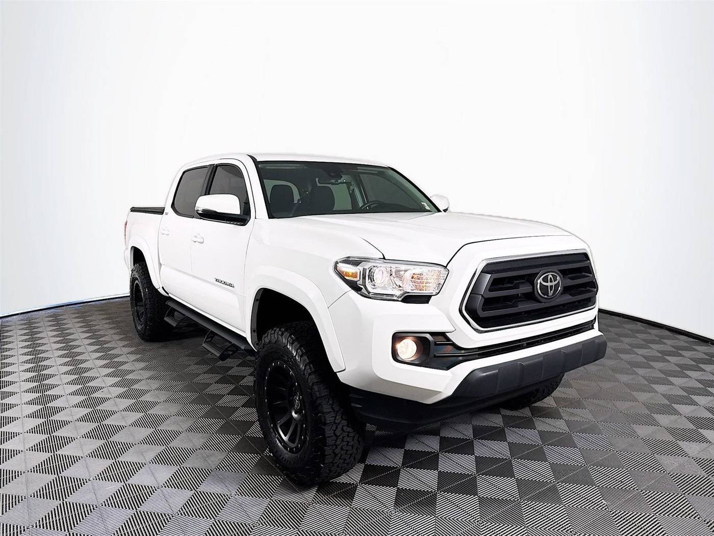 2022 Toyota Tacoma SR5 — Pickup Truck — 28,563 mi — St. Petersburg, FL
