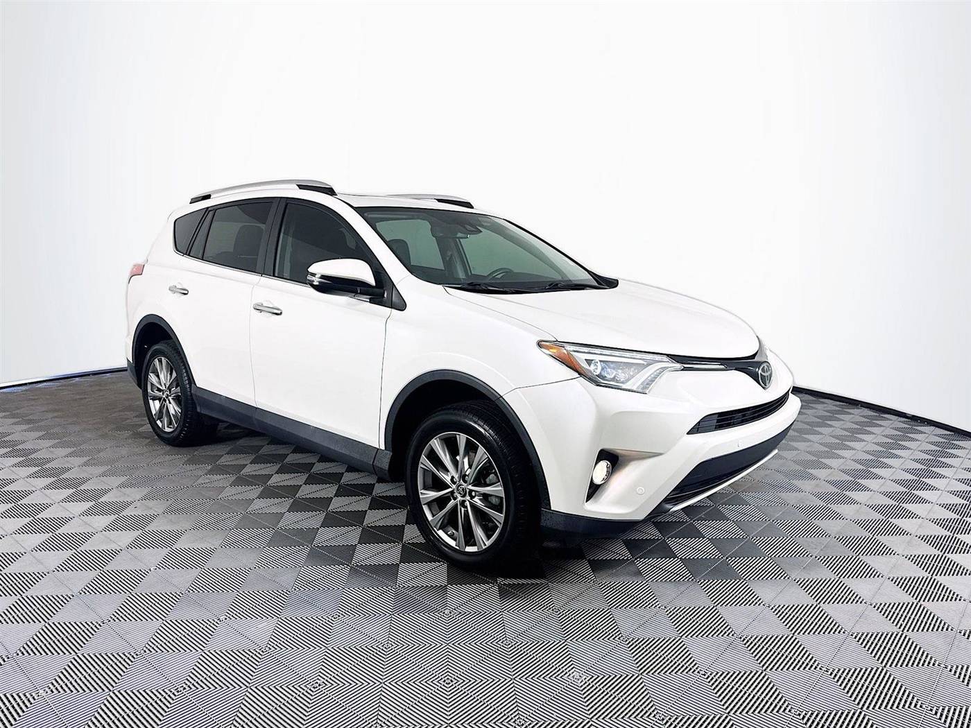 2016 Toyota RAV4 Limited — SUV — 44,662 mi — St. Petersburg, FL