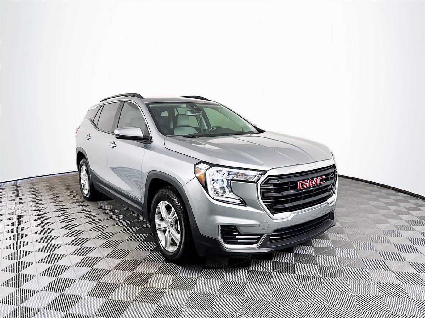 2023 GMC Terrain SLE — SUV — 14,404 mi — St. Petersburg, FL