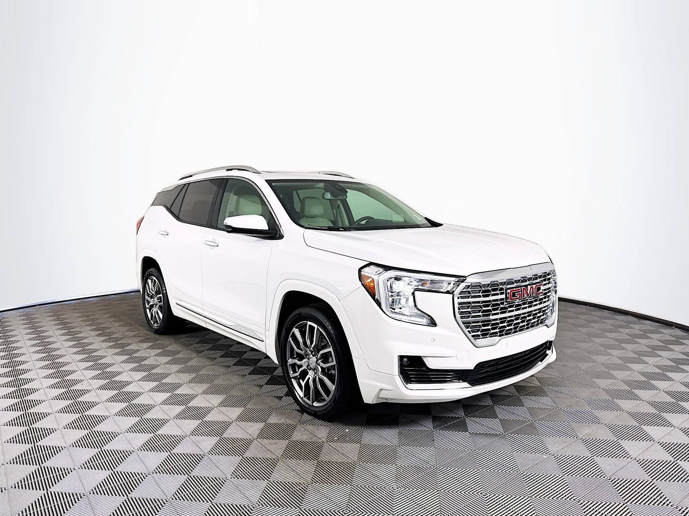 2022 GMC Terrain Denali — SUV — 10,045 mi — St. Petersburg, FL