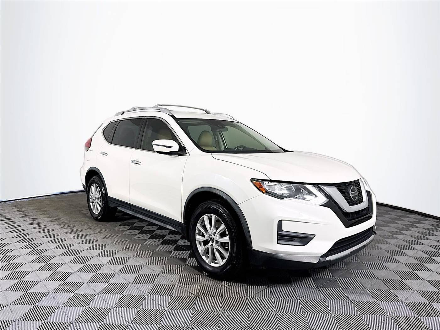 2019 Nissan Rogue SV — SUV — 55,801 mi — St. Petersburg, FL