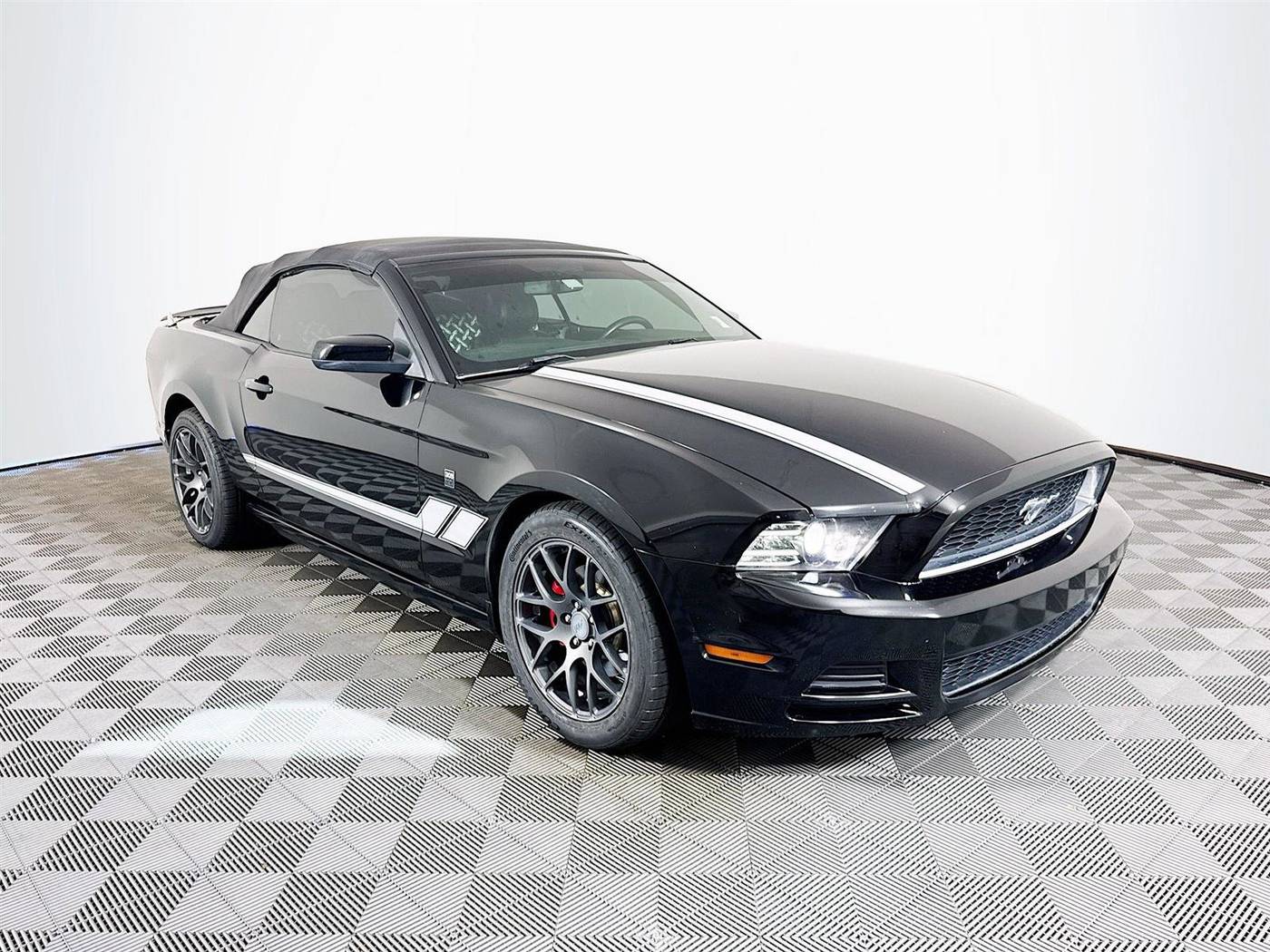 2014 Ford Mustang V6 Premium — Convertible — 85,648 mi — St. Petersburg, FL