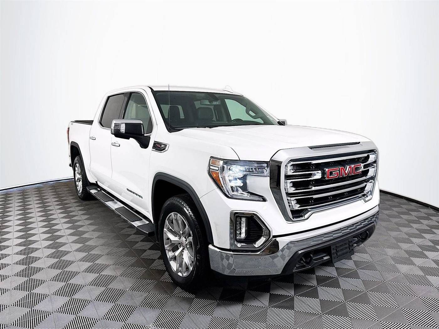 2021 GMC Sierra 1500 SLT — Pickup Truck — 26,095 mi — St. Petersburg, FL