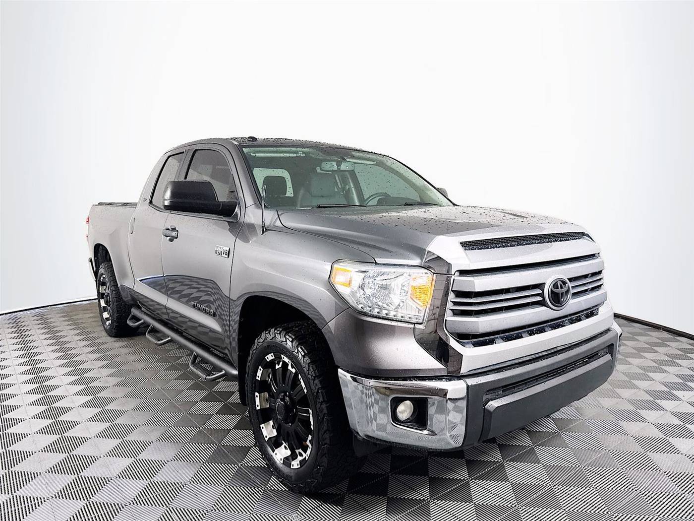 2014 Toyota Tundra SR — Pickup Truck — 75,041 mi — St. Petersburg, FL