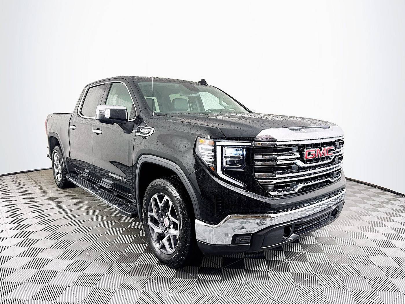 2023 GMC Sierra 1500 SLT — Pickup Truck — 14,931 mi — St. Petersburg, FL