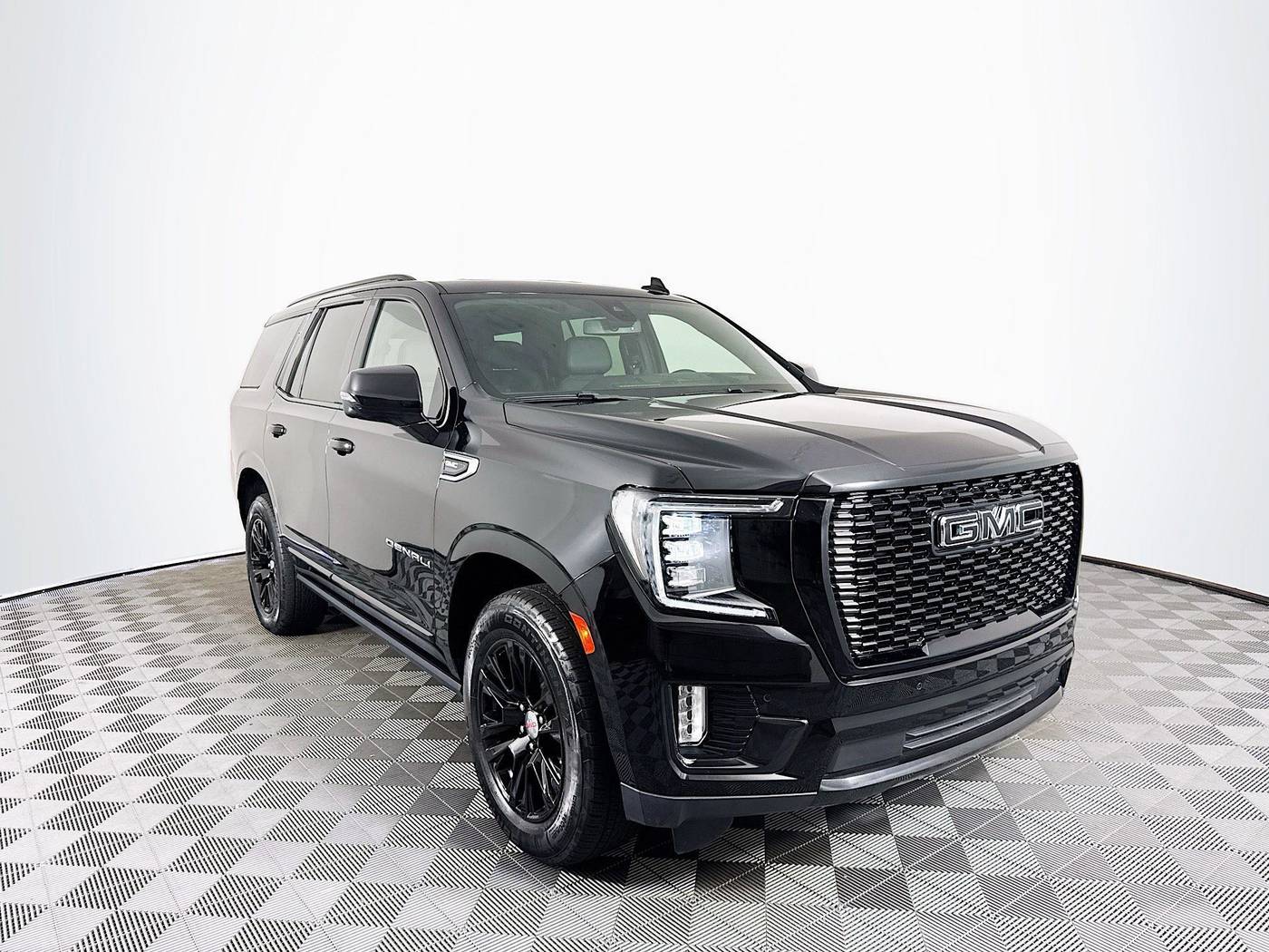 2022 GMC Yukon Denali — SUV — 29,675 mi — St. Petersburg, FL