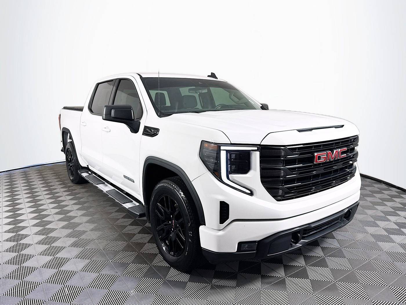 2022 GMC Sierra 1500 Elevation — Pickup Truck — 31,389 mi — St. Petersburg, FL