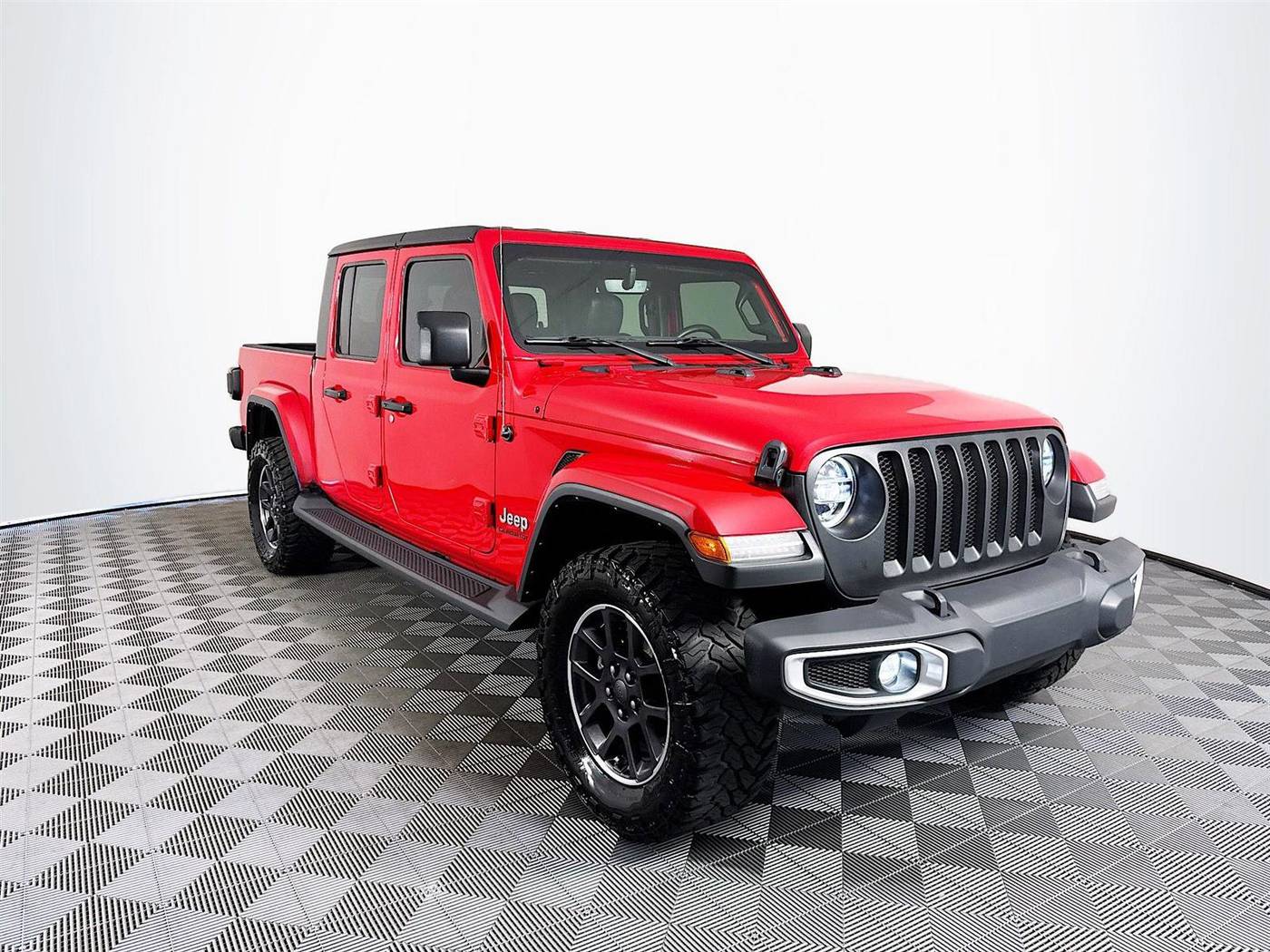2022 Jeep Gladiator Overland — Pickup Truck — 28,989 mi — St. Petersburg, FL