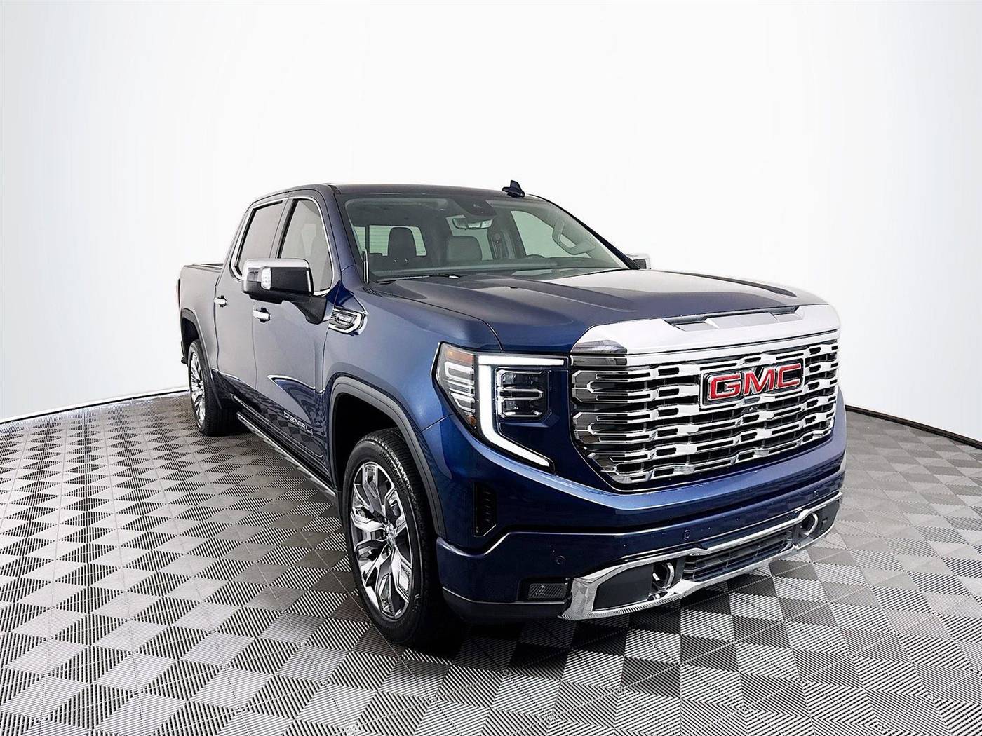 2023 GMC Sierra 1500 Denali — Pickup Truck — 33,744 mi — St. Petersburg, FL