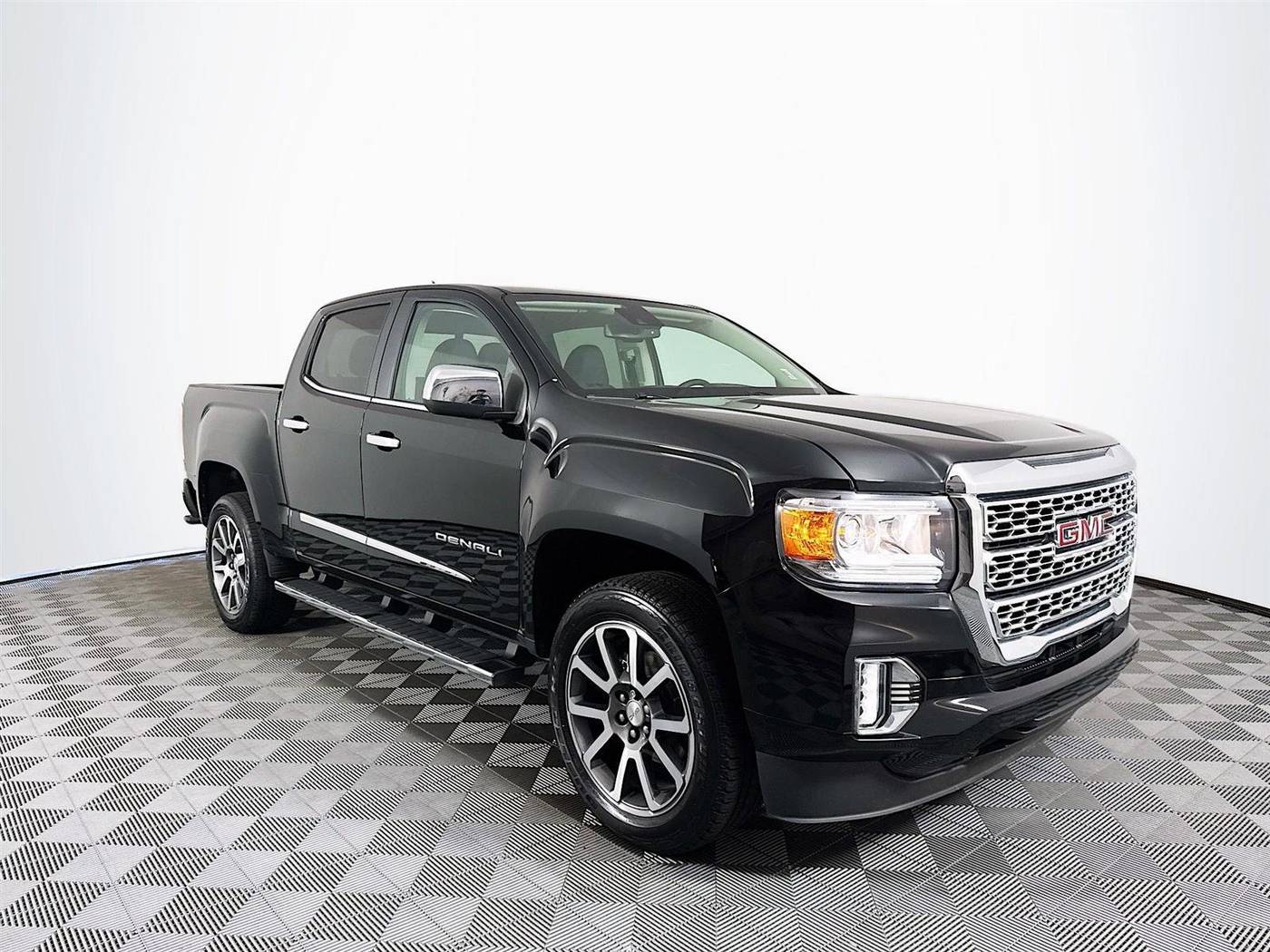 2022 GMC Canyon Denali — Pickup Truck — 36,094 mi — St. Petersburg, FL