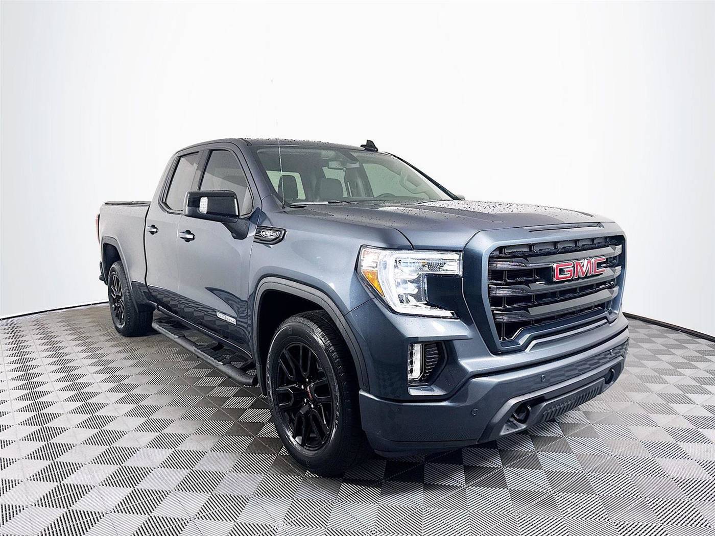 2022 GMC Sierra 1500 Limited Elevation — Pickup Truck — 29,807 mi — St. Petersburg, FL