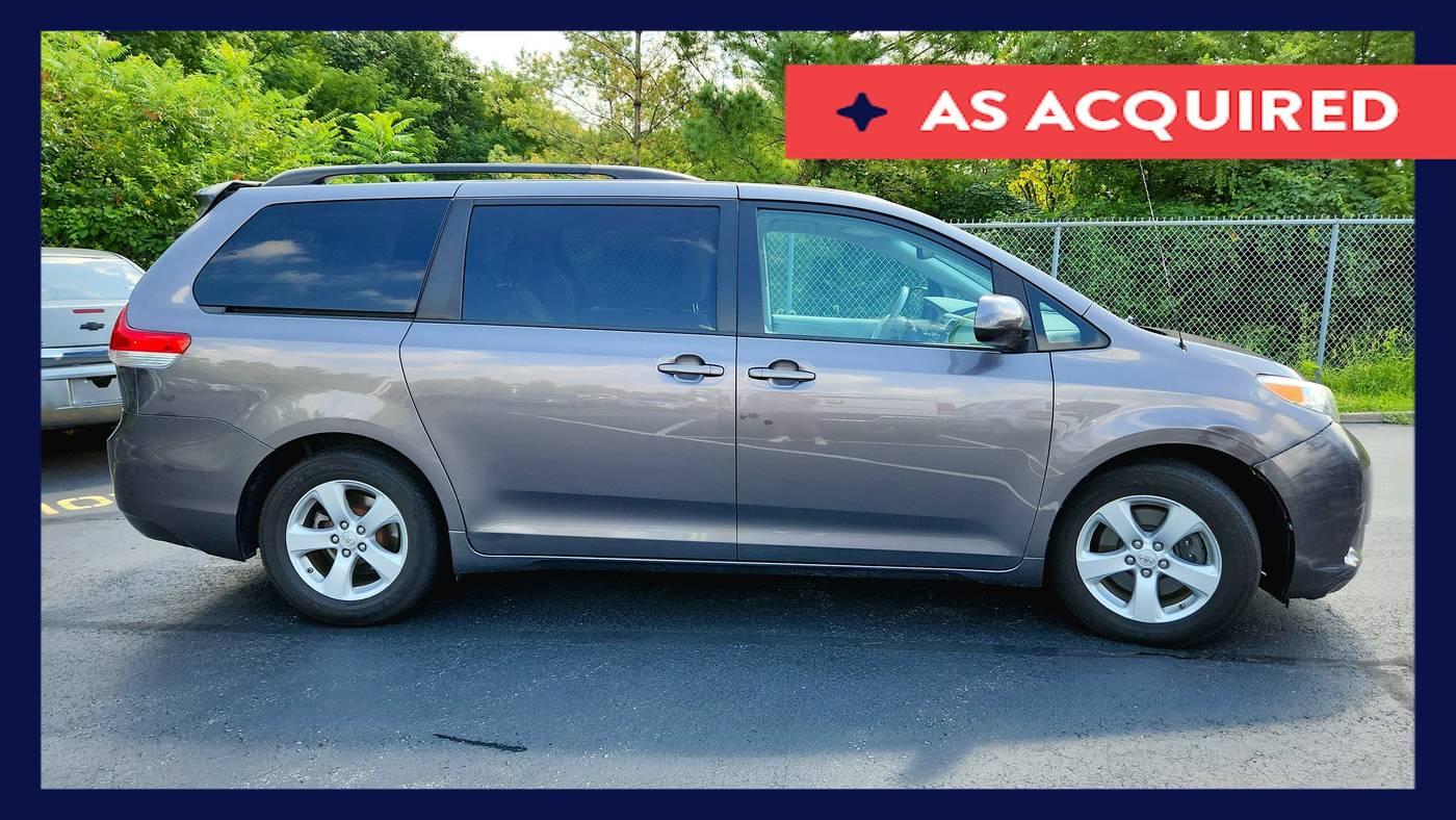 2012 Toyota Sienna LE — Minivan — 141,956 mi — Florence, KY