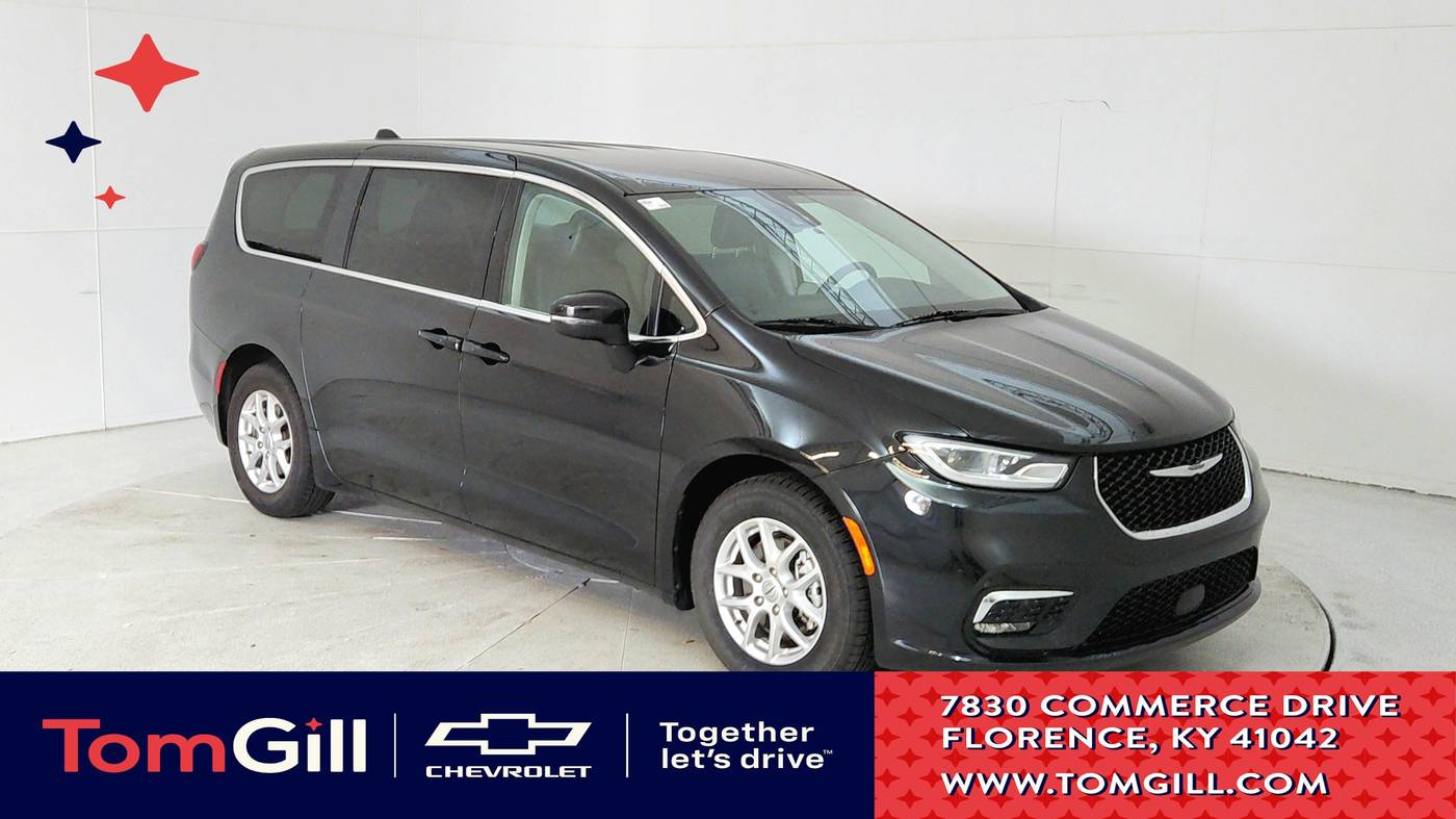 2023 Chrysler Pacifica Touring L — Minivan — 63,755 mi — Florence, KY