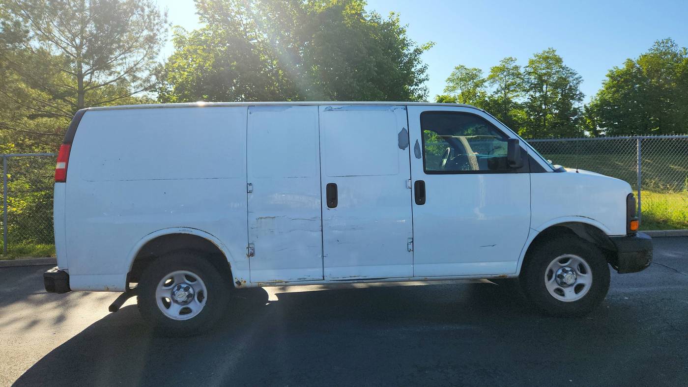 2007 Chevrolet Express Cargo Van Base — Cargo Van — 85,006 mi — Florence, KY