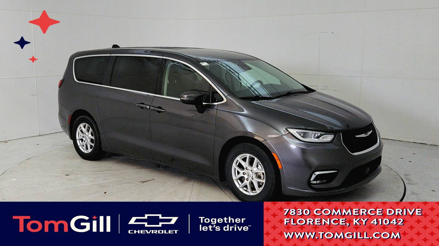 2023 Chrysler Pacifica Touring L — Minivan — 60,154 mi — Florence, KY