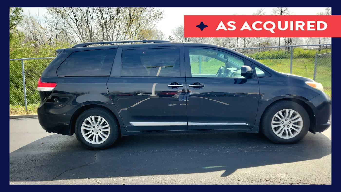 2013 Toyota Sienna XLE — Minivan — 160,264 mi — Florence, KY