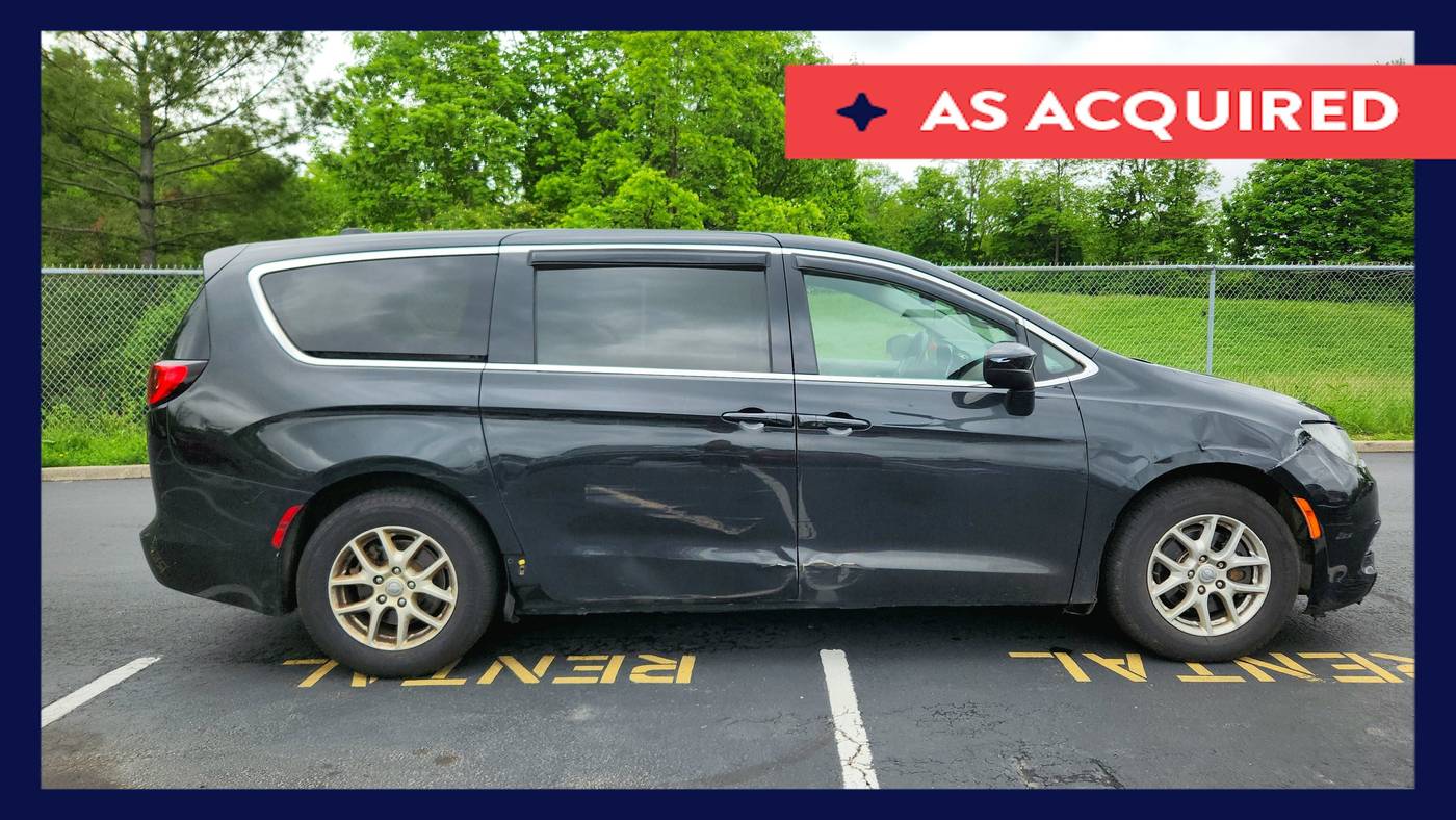 2017 Chrysler Pacifica Touring — Minivan — 133,753 mi — Florence, KY