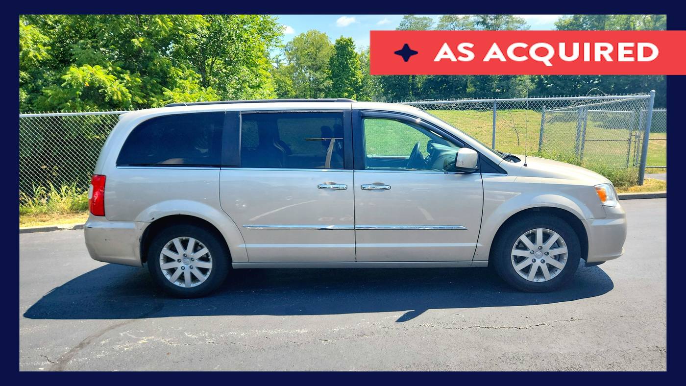 2016 Chrysler Town & Country Touring — Minivan — 91,232 mi — Florence, KY