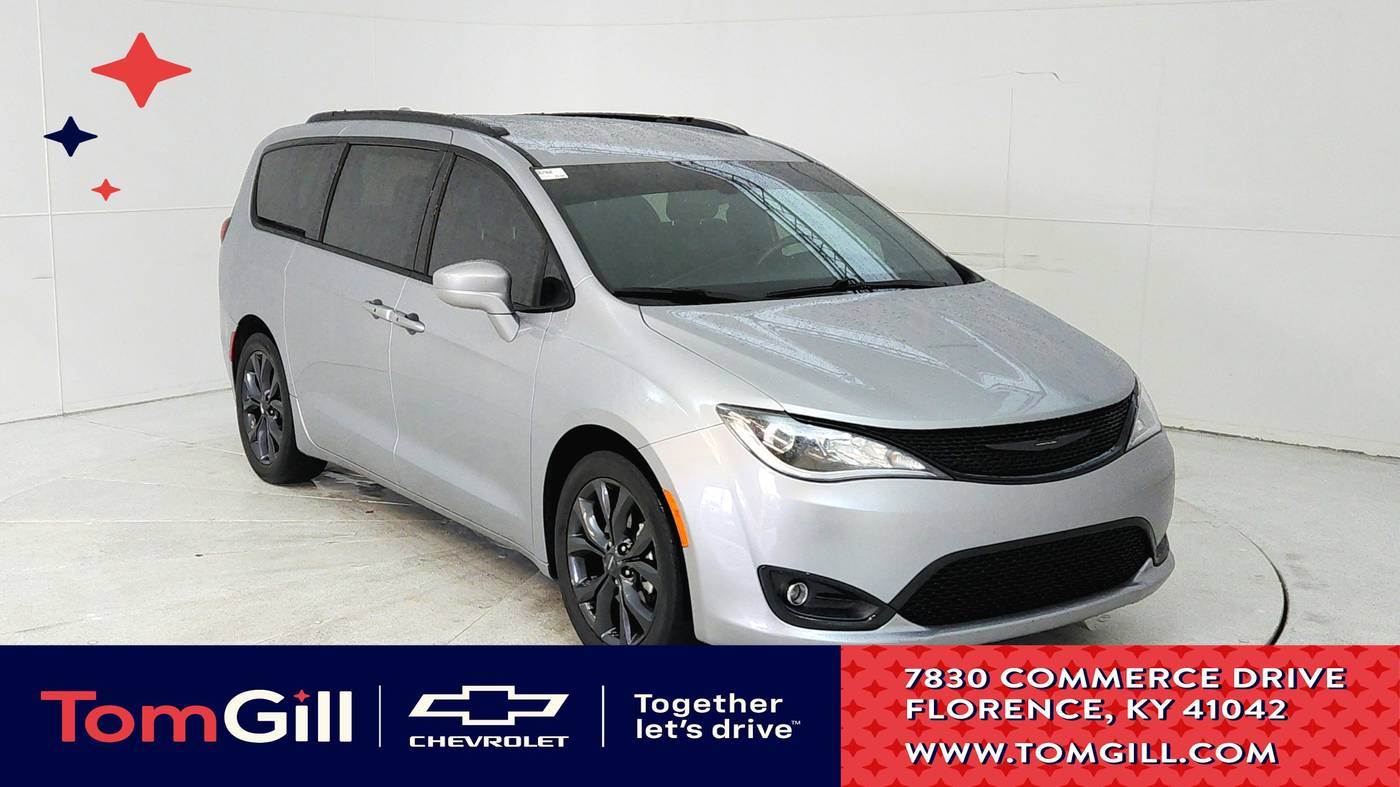 2020 Chrysler Pacifica Touring L — Minivan — 33,575 mi — Florence, KY