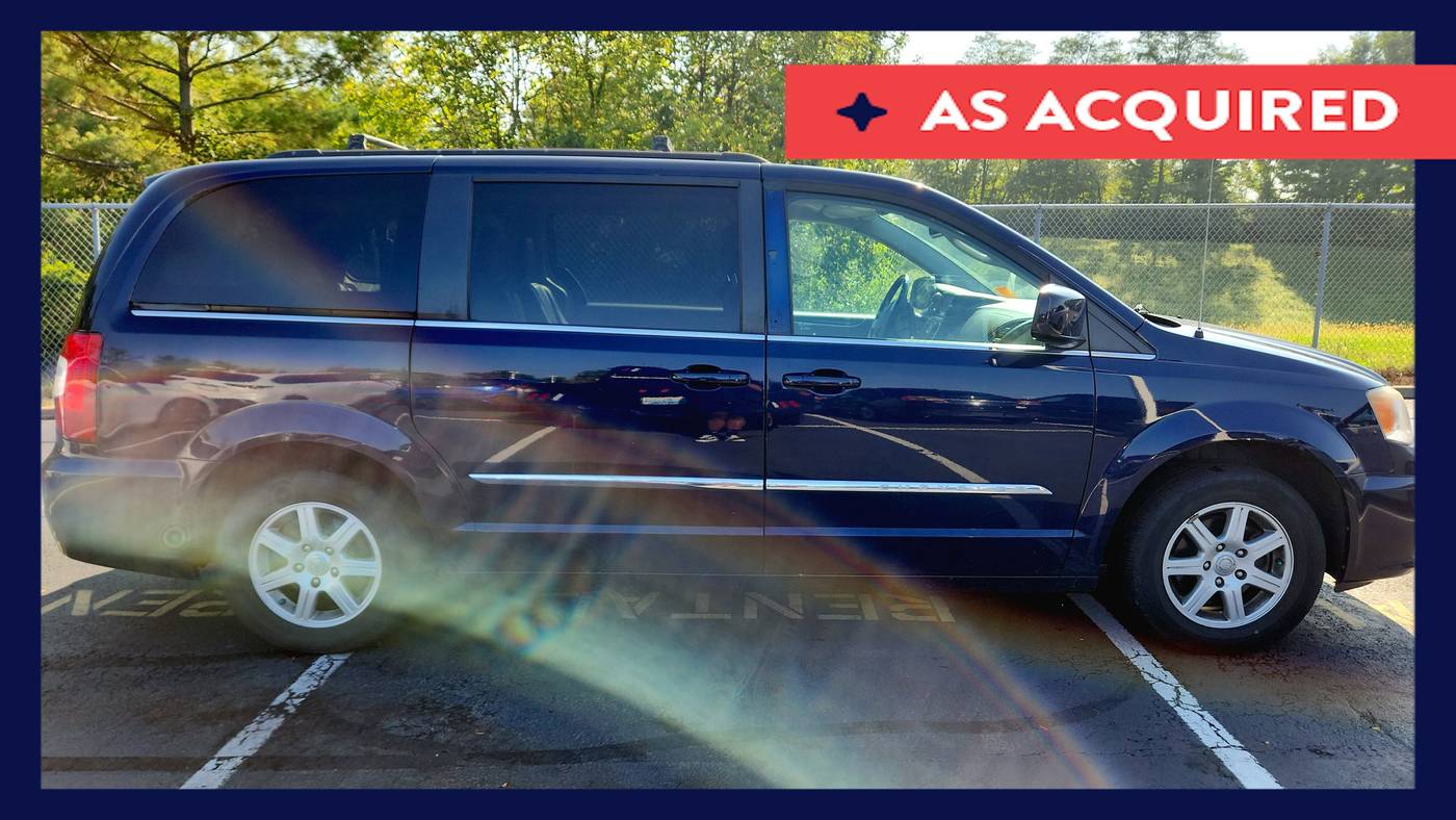 2012 Chrysler Town & Country Touring — Minivan — 128,608 mi — Florence, KY
