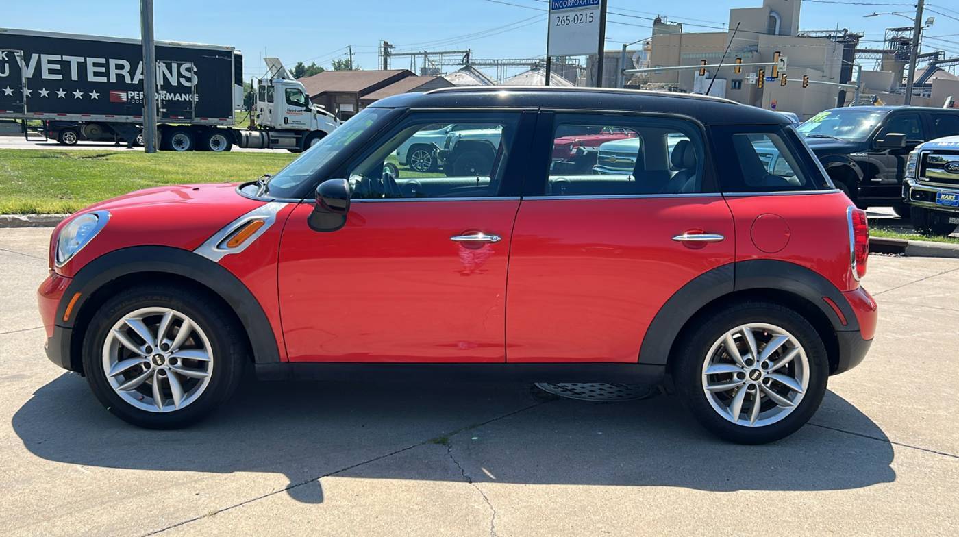 2011 MINI Countryman Cooper — SUV — 157,189 mi — Des Moines, IA