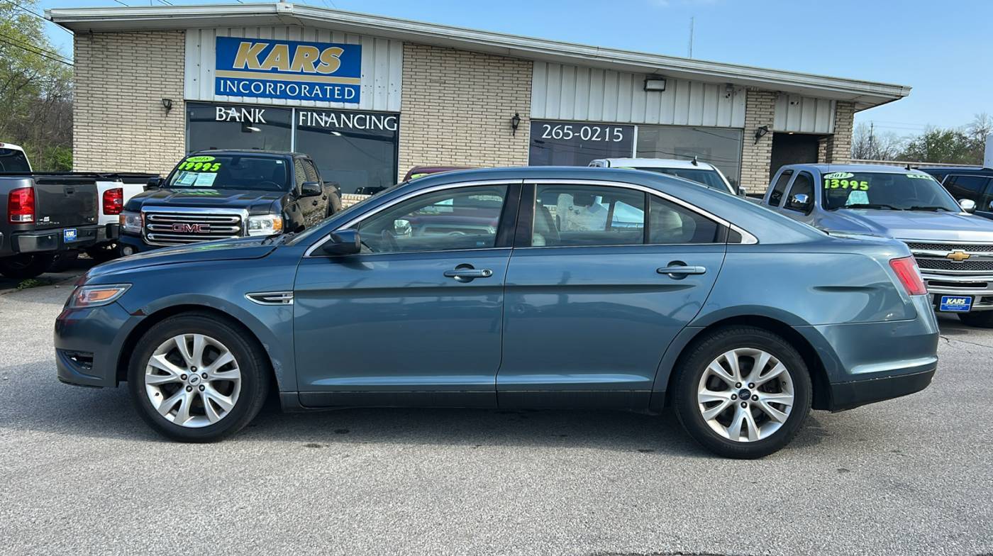 2010 Ford Taurus SEL