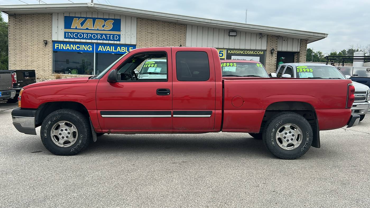 2003 Chevrolet Silverado 1500 LS — Pickup Truck — 178,000 mi — Des Moines, IA