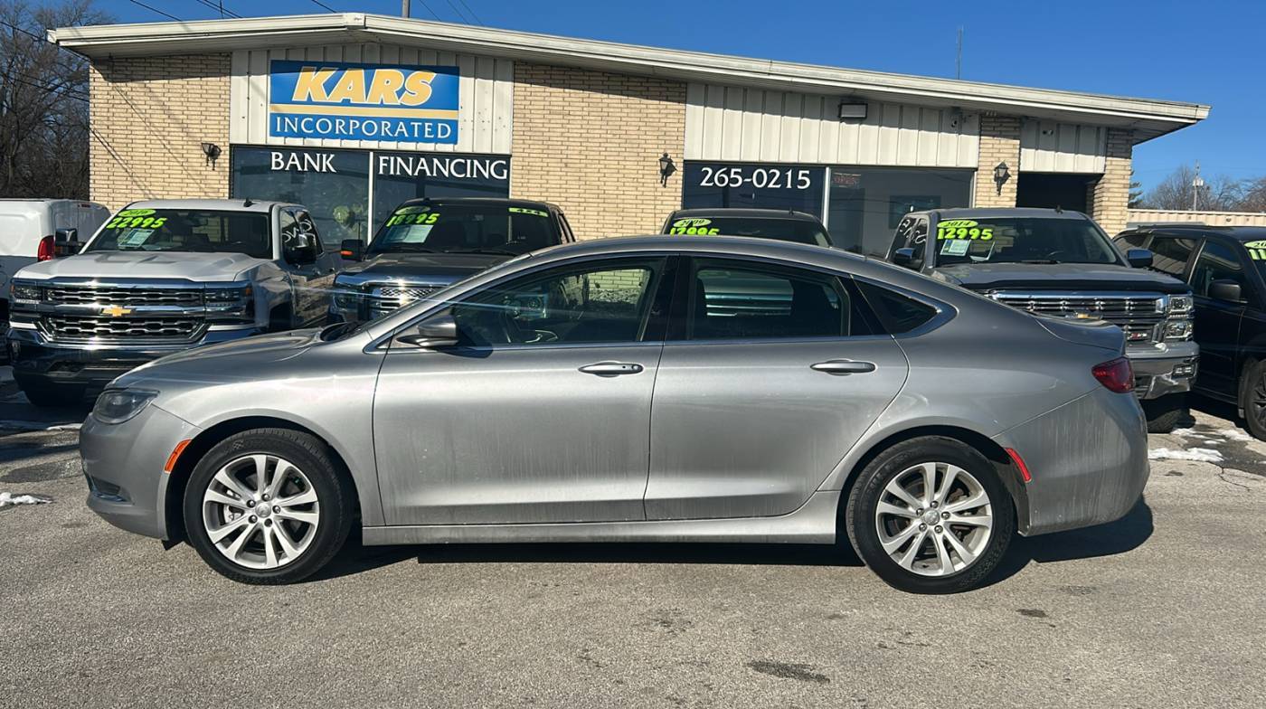 2015 Chrysler 200 Limited — Sedan — 79,015 mi — Des Moines, IA