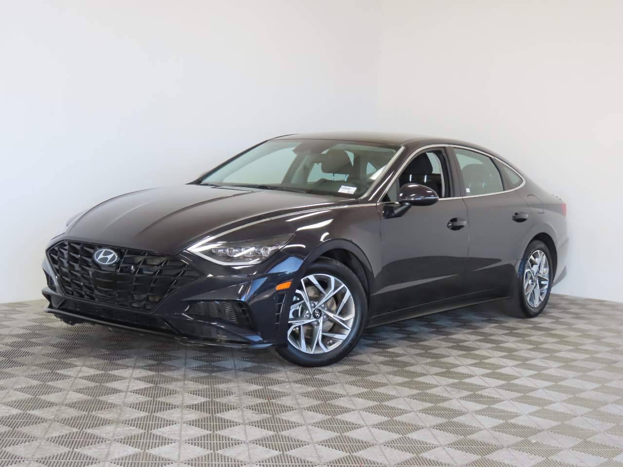 2023 Hyundai Sonata SEL — Sedan — 44,287 mi — Scottsdale, AZ