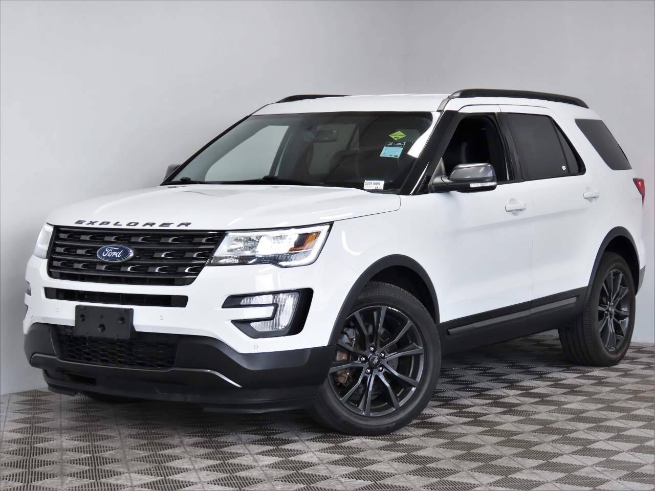 2017 Ford Explorer XLT — SUV — 124,196 mi — Scottsdale, AZ