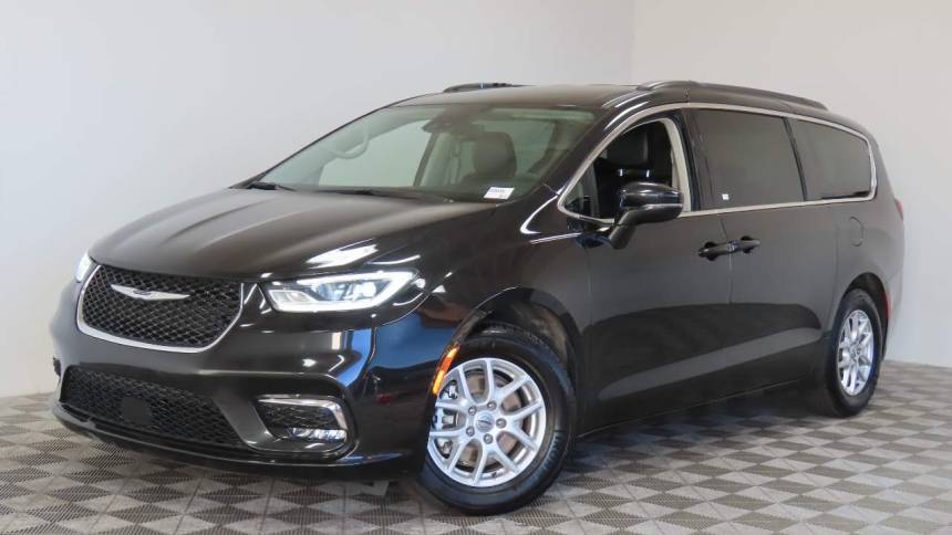 2022 Chrysler Pacifica Touring L — Minivan — 69,816 mi — Scottsdale, AZ