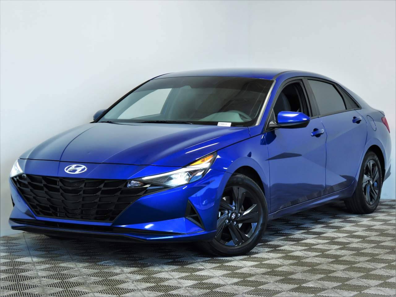 2023 Hyundai Elantra SEL — Sedan — 45,262 mi — Scottsdale, AZ