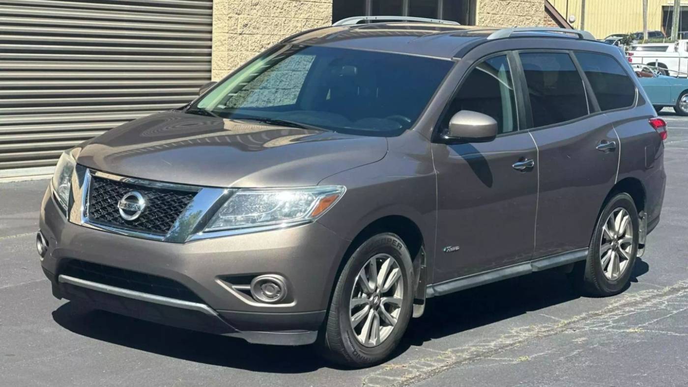 2014 Nissan Pathfinder SV — SUV — 143,879 mi — Alpharetta, GA