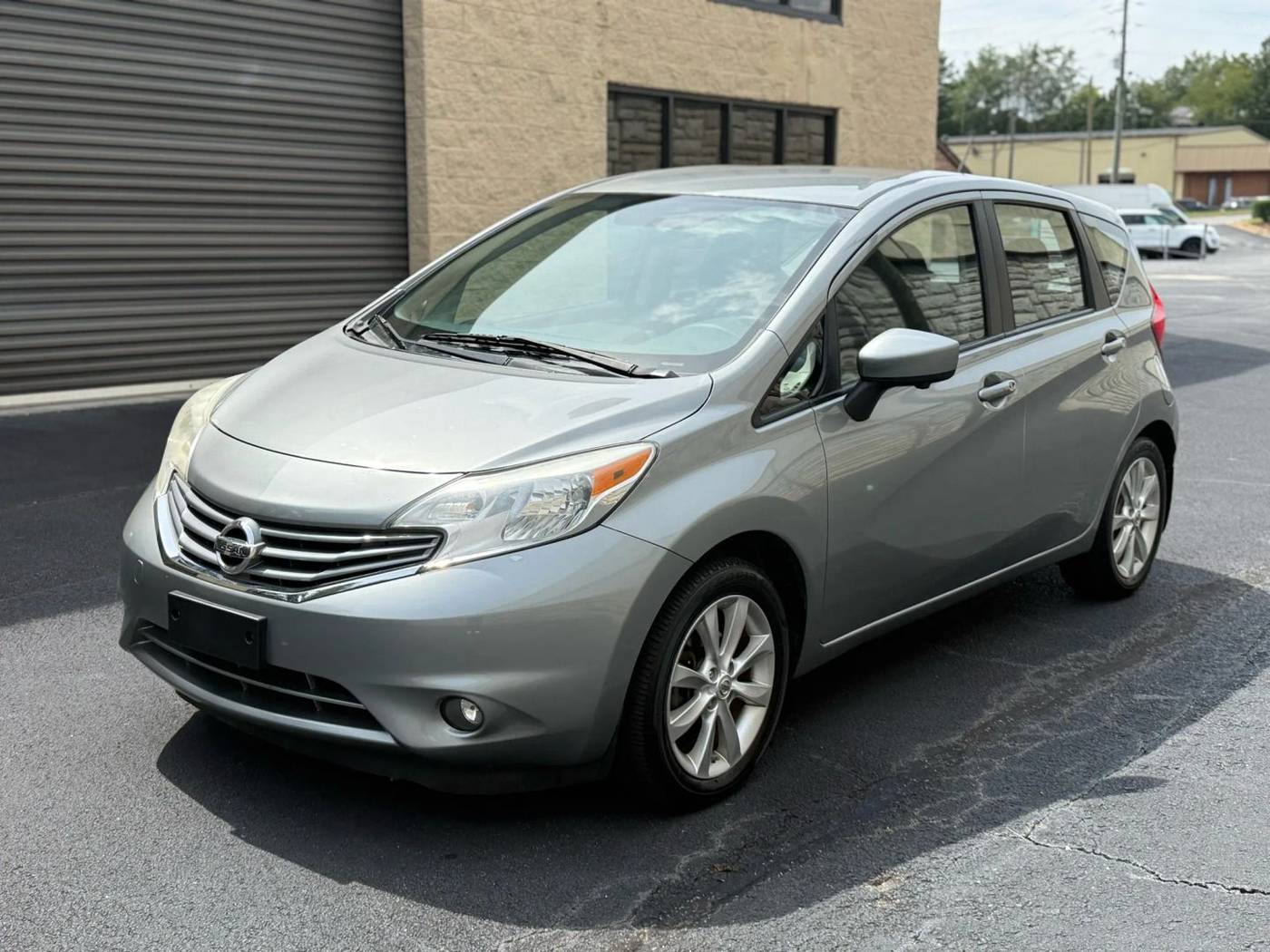 2015 Nissan Versa 1.6 SL — Hatchback — 70,003 mi — Alpharetta, GA