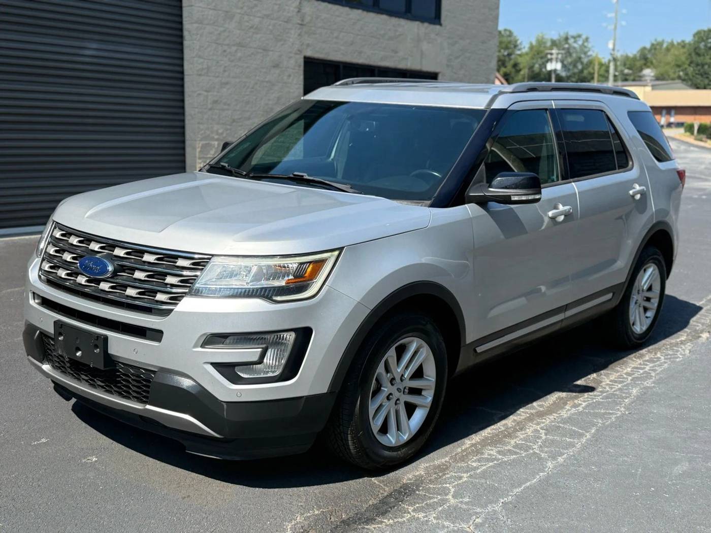2017 Ford Explorer XLT — SUV — 156,077 mi — Alpharetta, GA
