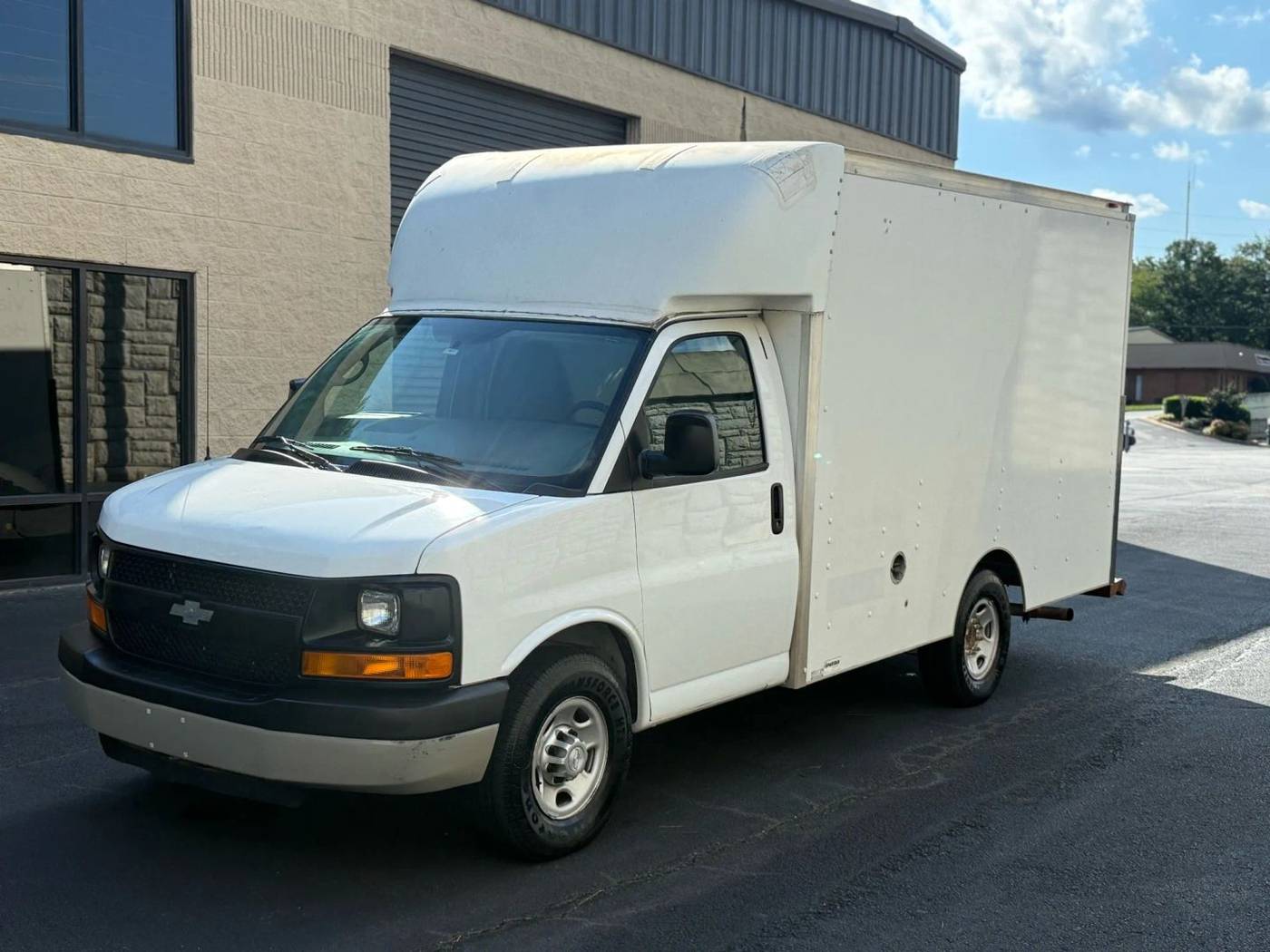 2015 Chevrolet Express Commercial Cutaway 3500 — Chassis Cab Truck — 222,688 mi — Alpharetta, GA