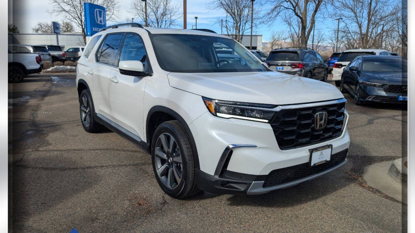 2025 Honda Pilot Touring — SUV — 1,005 mi — Boulder, CO