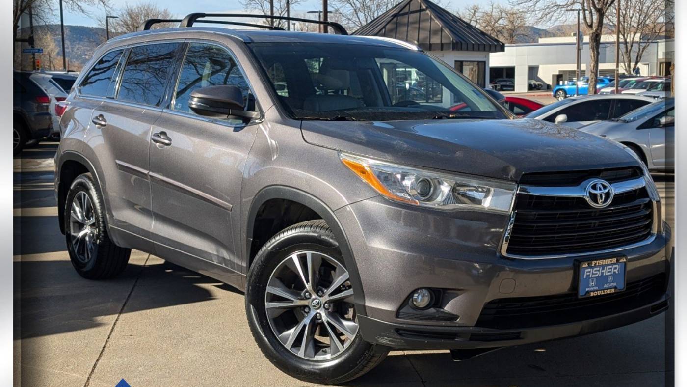 2016 Toyota Highlander XLE — SUV — 127,957 mi — Boulder, CO