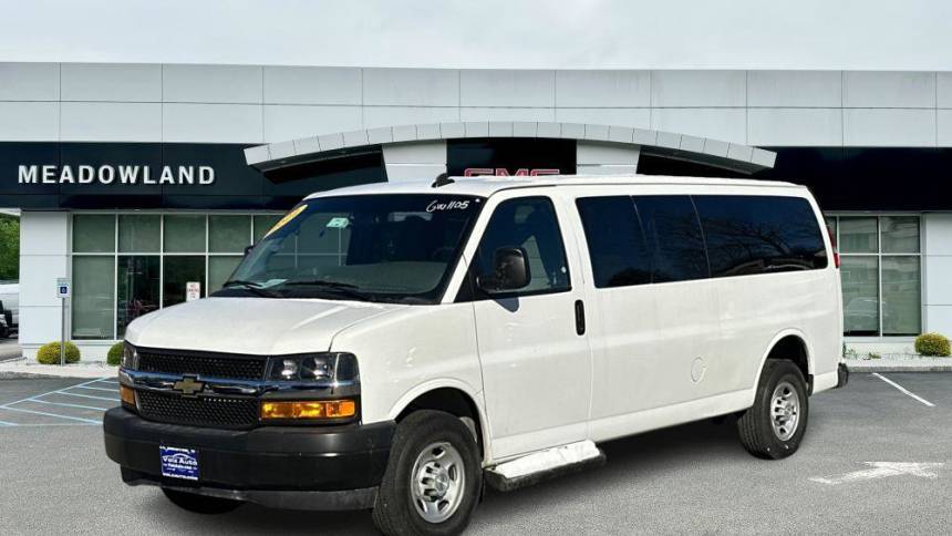 2022 Chevrolet Express Passenger LS — Passenger Van — 40,587 mi — Carmel, NY