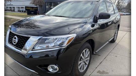 2015 Nissan Pathfinder SV — SUV — 67,230 mi — Livonia, MI