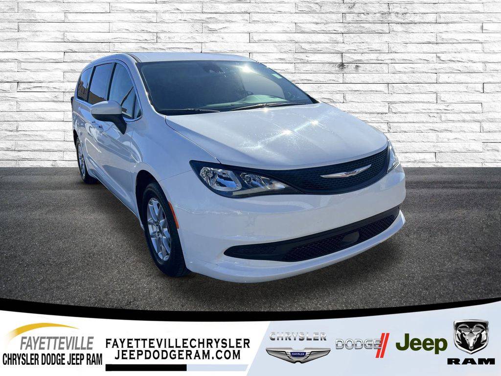 2023 Chrysler Voyager LX — Minivan — 59,028 mi — Fayetteville, TN