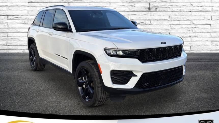 2023 Jeep Grand Cherokee Altitude — SUV — 16,240 mi — Fayetteville, TN