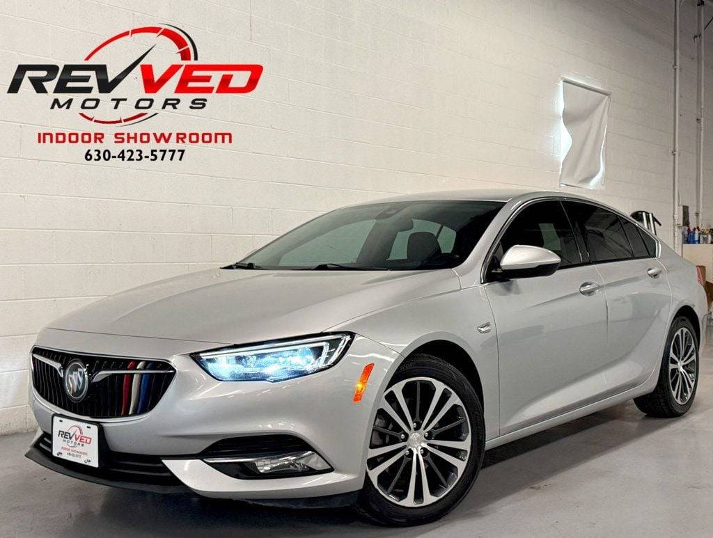 2018 Buick Regal Sportback Essence — Hatchback — 139,506 mi — Addison, IL