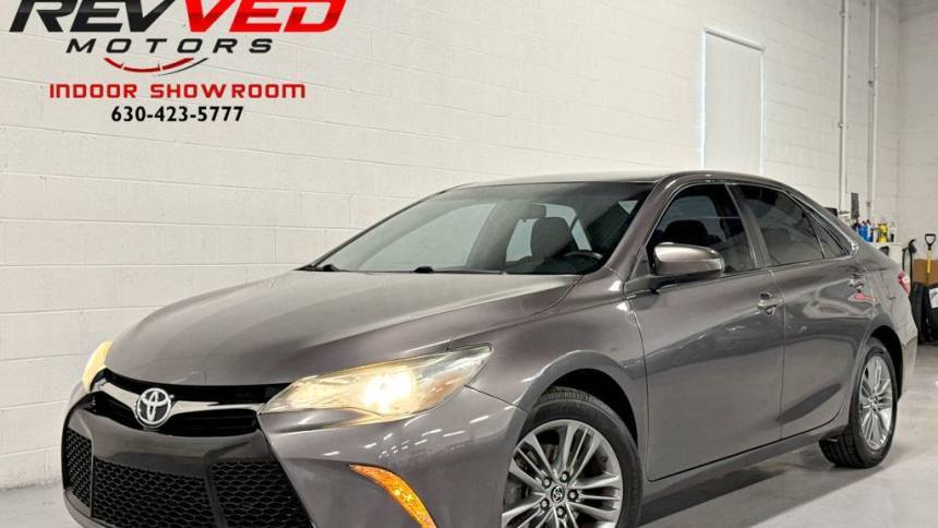 2015 Toyota Camry SE — Sedan — 131,618 mi — Addison, IL