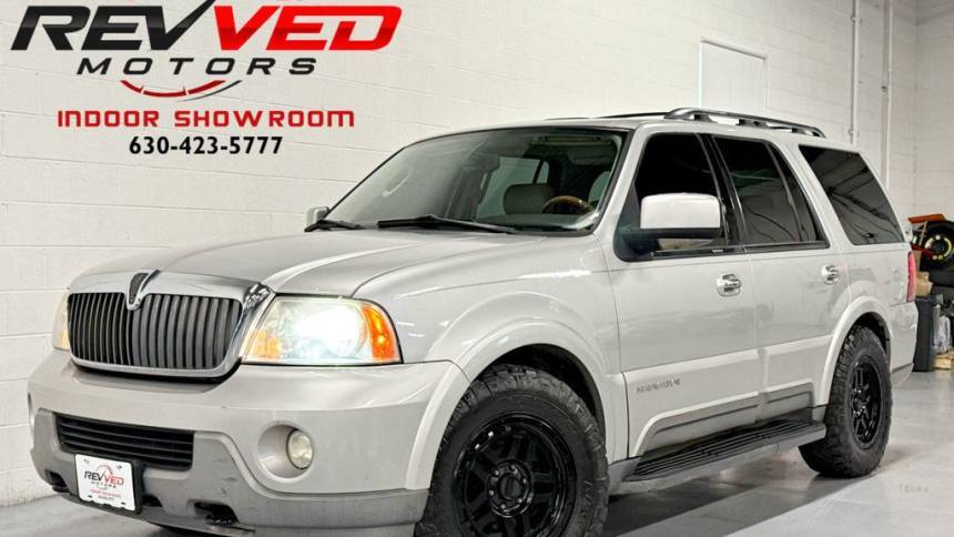 2004 Lincoln Navigator Ultimate — SUV — 142,649 mi — Addison, IL