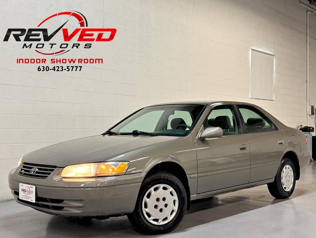 1997 Toyota Camry CE — Sedan — 116,005 mi — Addison, IL