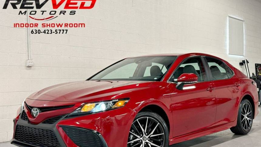 2024 Toyota Camry SE — Sedan — 14,579 mi — Addison, IL