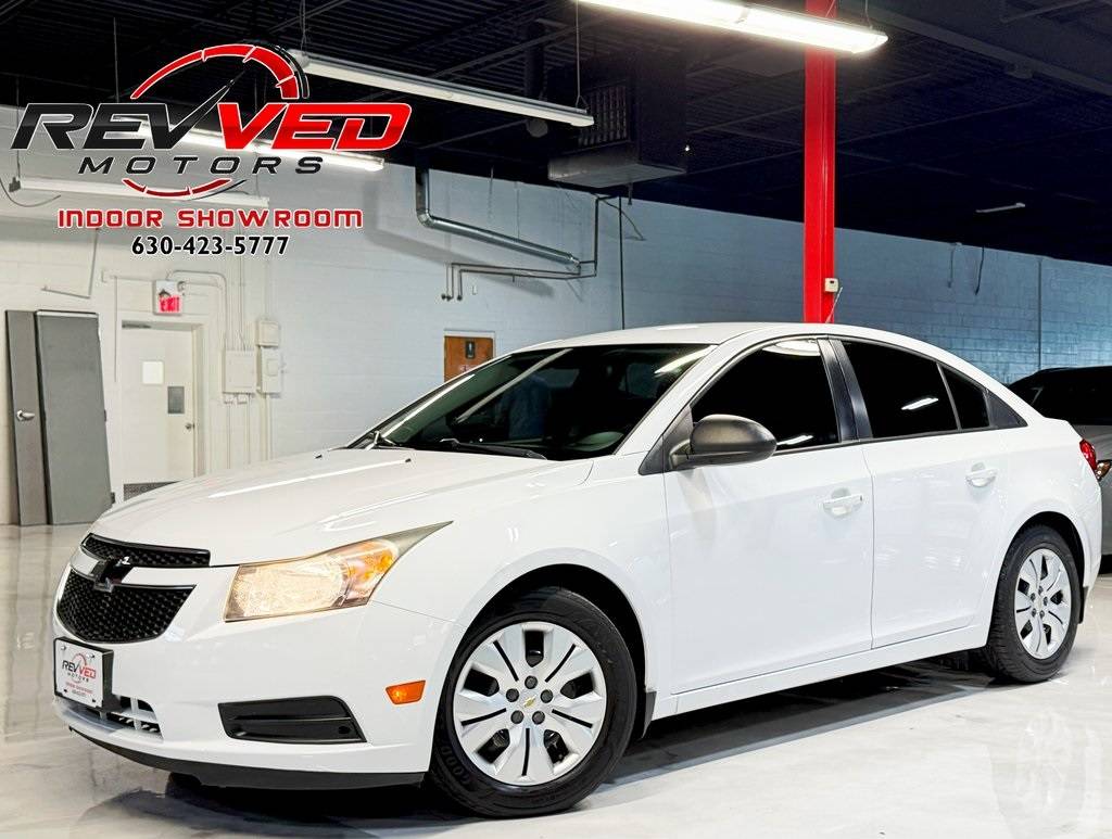 2013 Chevrolet Cruze LS — Sedan — 169,565 mi — Addison, IL