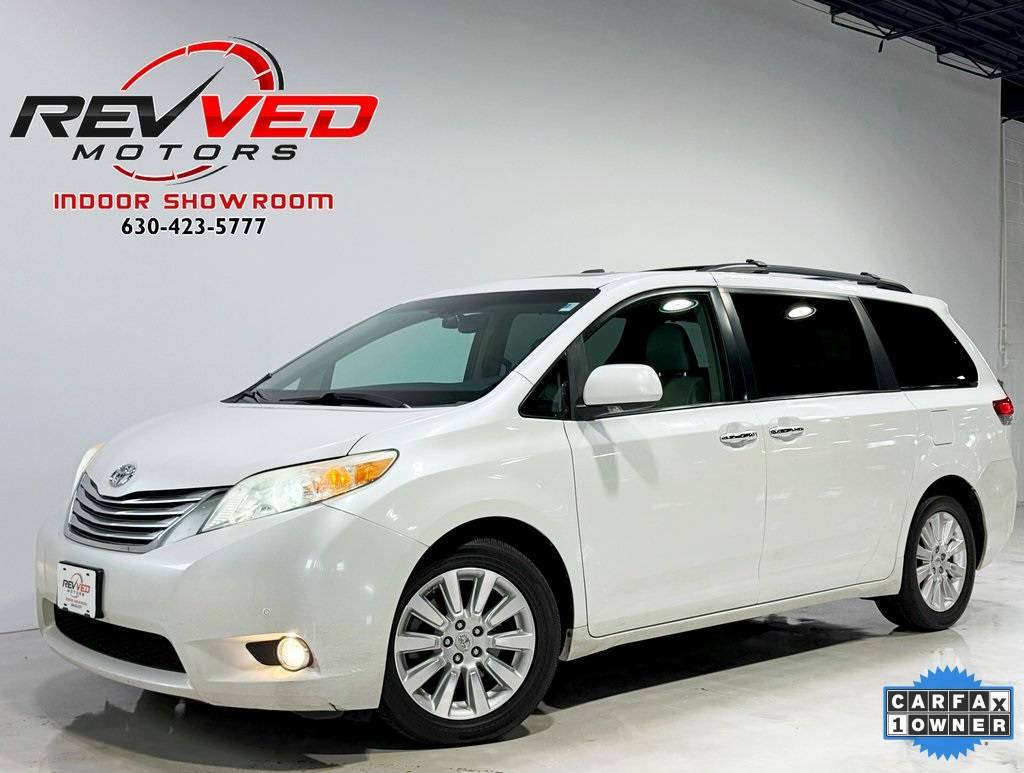 2011 Toyota Sienna Limited — Minivan — 170,740 mi — Addison, IL