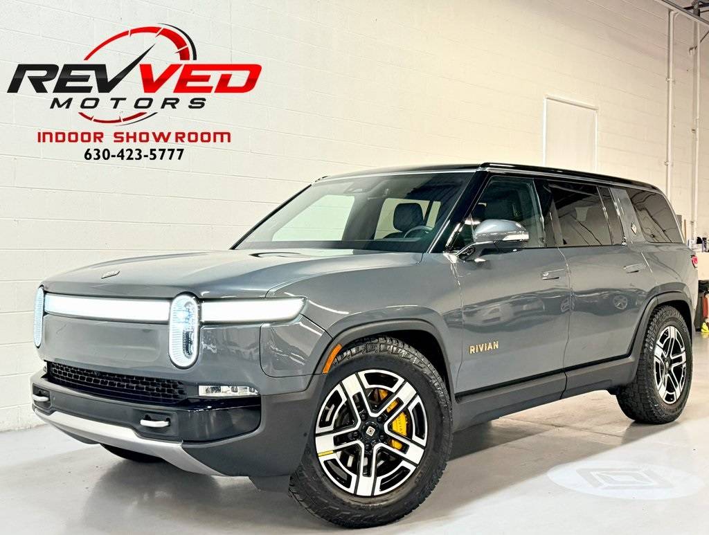 2022 Rivian R1S